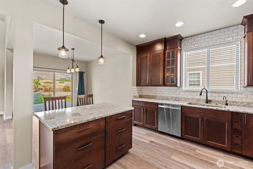Property photo for 1726 Skeena Court, Wenatchee photo 6
