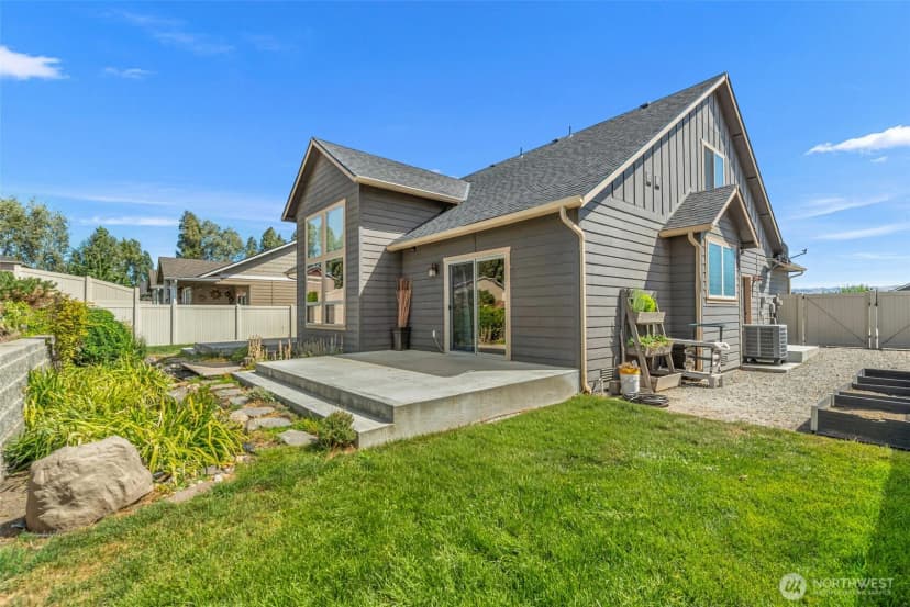 Property photo for 1726 Skeena Court, Wenatchee photo 32