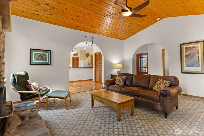 Property photo for 101 Evans, Winthrop photo 16