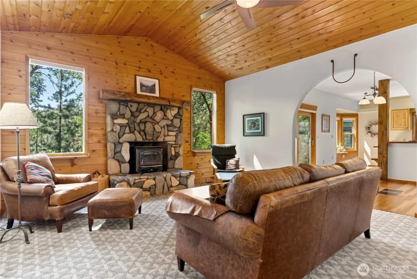 Property photo for 101 Evans, Winthrop photo 14