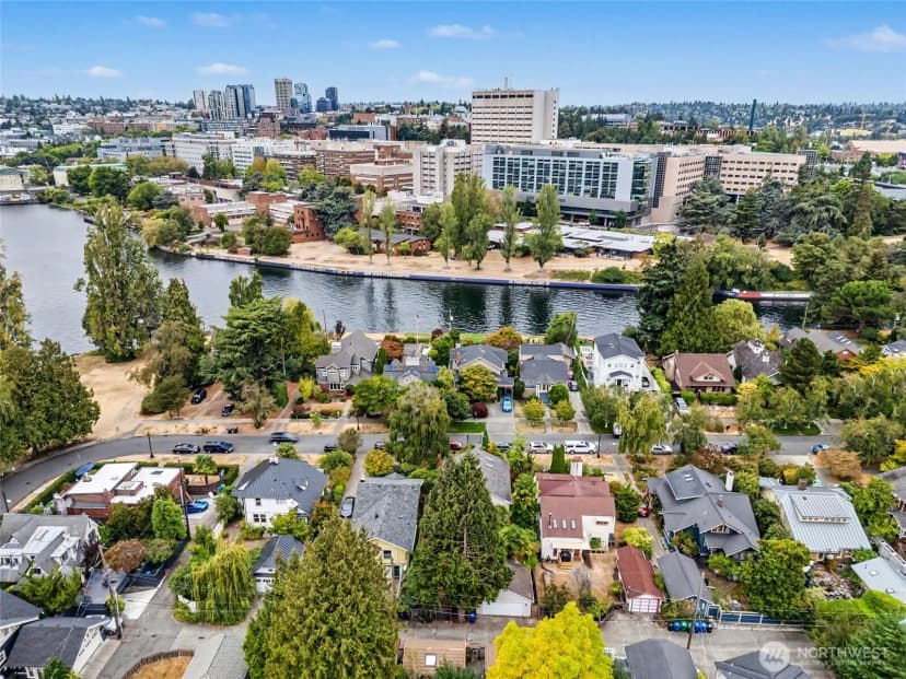 Property photo for 1823 E Shelby Street, Seattle photo 39