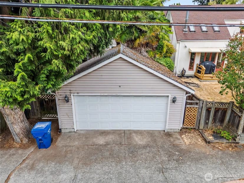 Property photo for 1823 E Shelby Street, Seattle photo 31