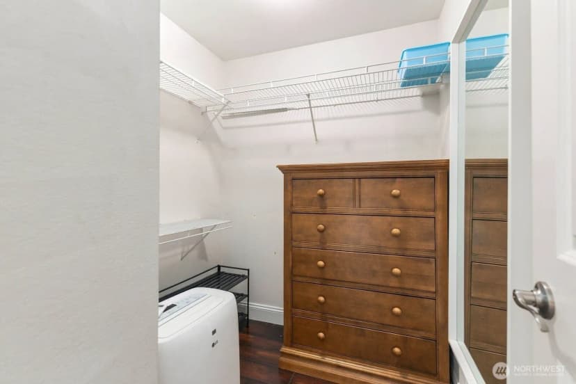 Property photo for 300 10th Avenue #a309, Seattle photo 13