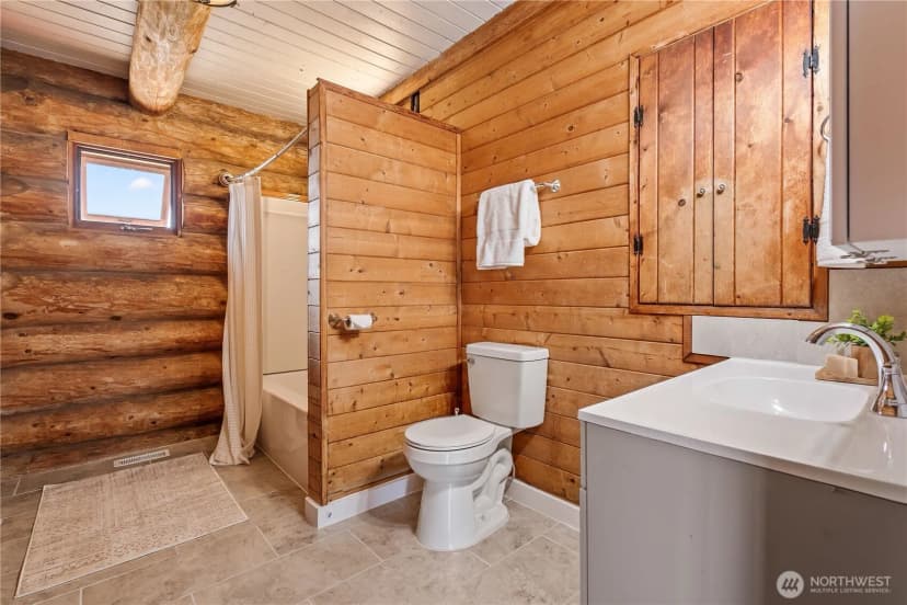 Property photo for 1231 Willeys Lake Rd, Ferndale photo 16