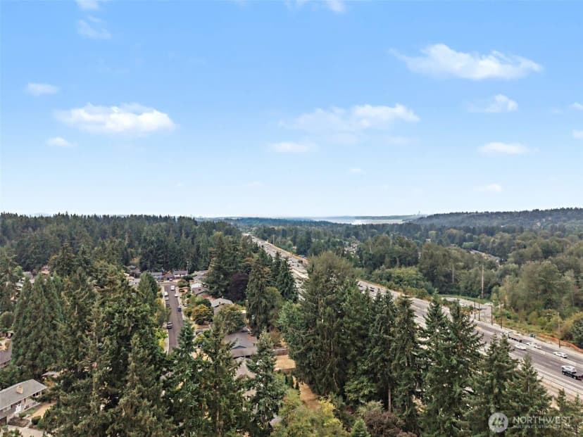 Property photo for 11605 Ne 155th Street, Kirkland photo 38