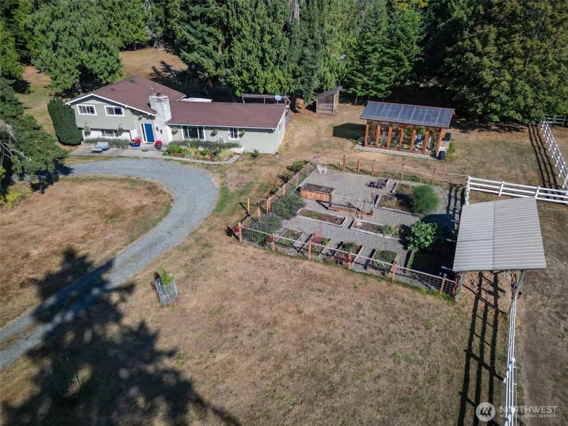 Property photo for 50 Mapleton Way, Port Angeles photo 38