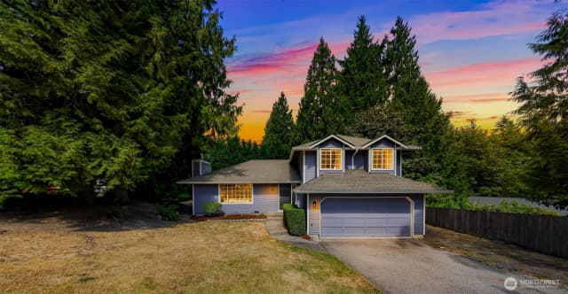 Property photo for 14102 Ne 86th Court, Redmond