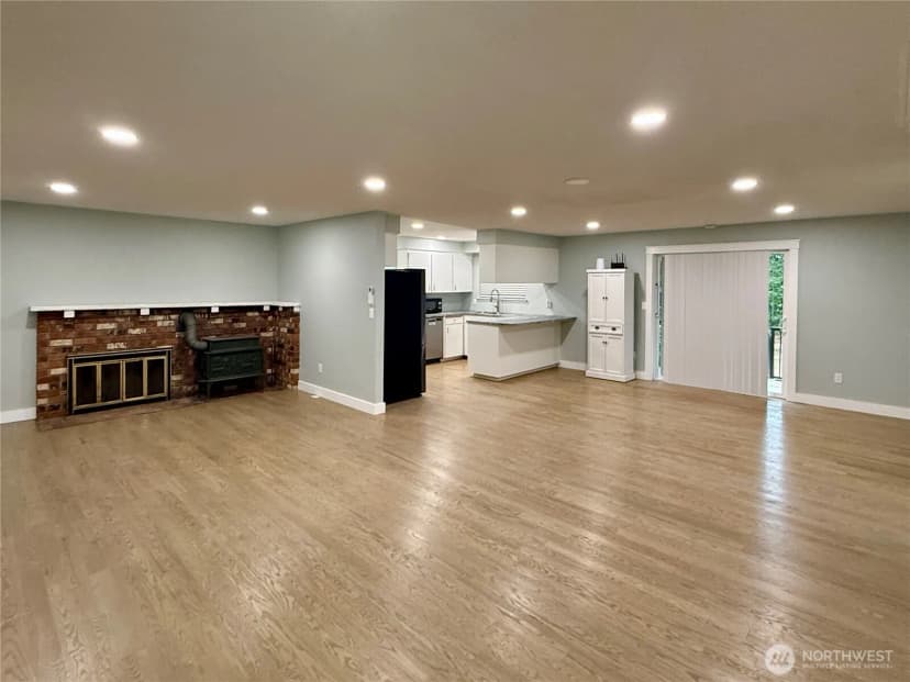 Property photo for 31719 41st Avenue E, Eatonville photo 11