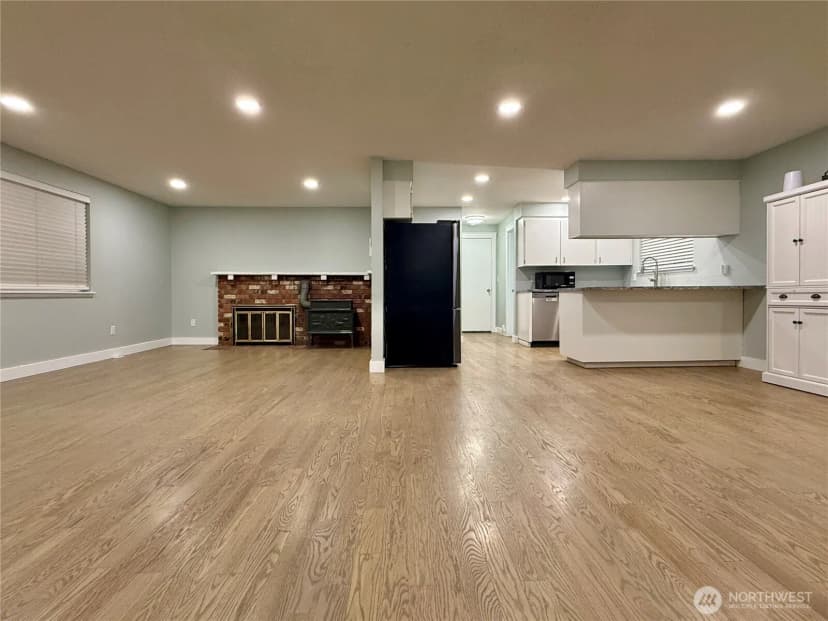Property photo for 31719 41st Avenue E, Eatonville photo 6