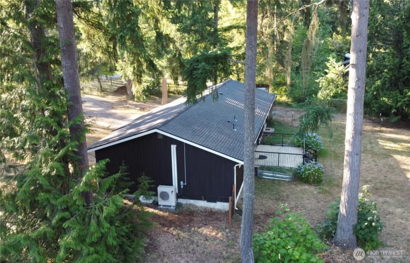 Property photo for 31719 41st Avenue E, Eatonville photo 26