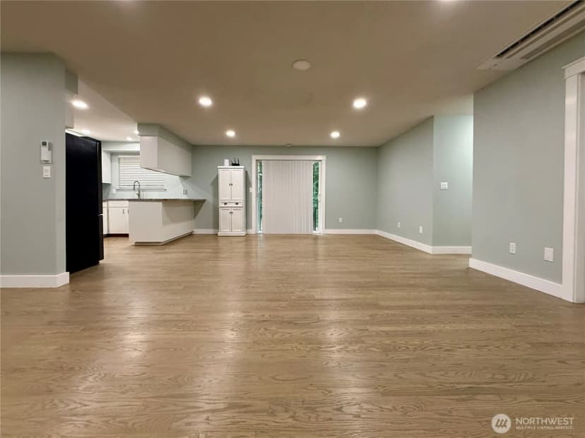 Property photo for 31719 41st Avenue E, Eatonville photo 14