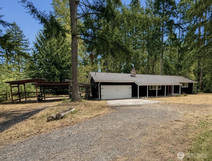 Property photo for 31719 41st Avenue E, Eatonville photo 34