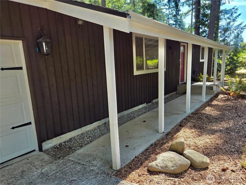 Property photo for 31719 41st Avenue E, Eatonville photo 35
