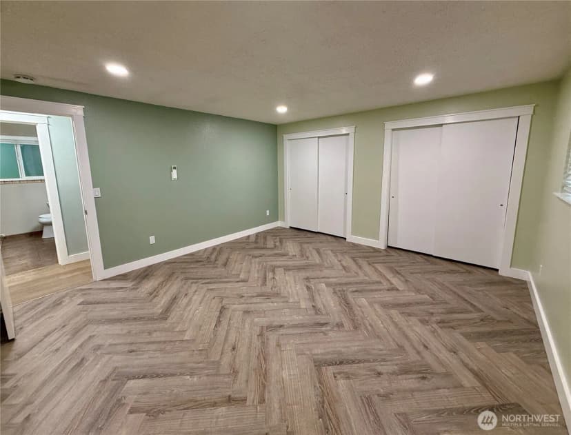 Property photo for 31719 41st Avenue E, Eatonville photo 17