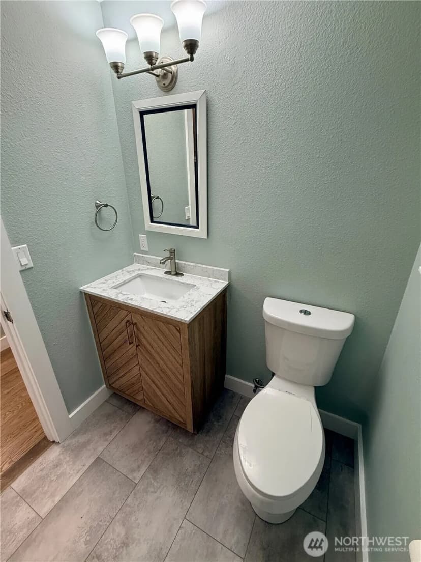 Property photo for 31719 41st Avenue E, Eatonville photo 23