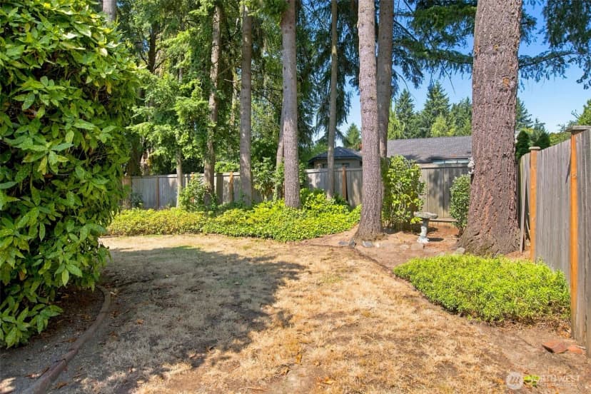 Property photo for 15808 Ne 112th Street, Redmond photo 24