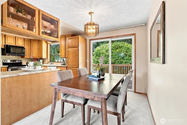Property photo for 15808 Ne 112th Street, Redmond photo 4