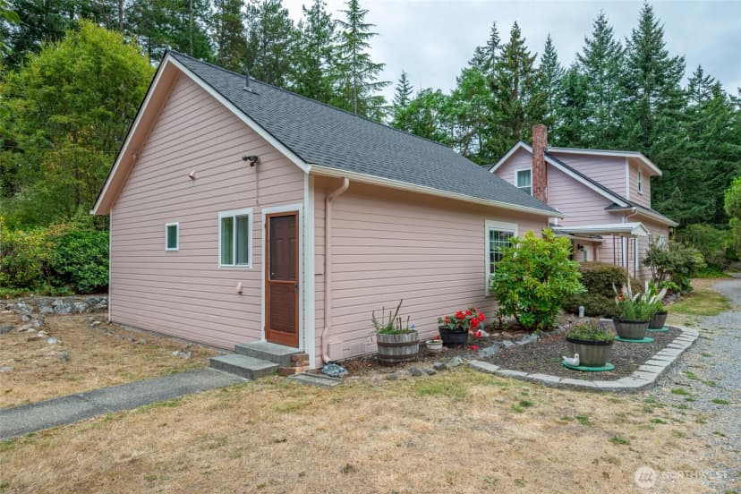 Property photo for 3414 Wilson Road, Oak Harbor photo 33