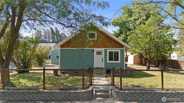 Property photo for 219 N Dennis Street, Ellensburg