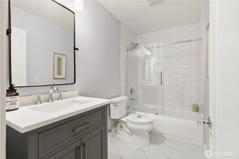 Property photo for 1518 Ne 140th Street #c6, Seattle photo 27