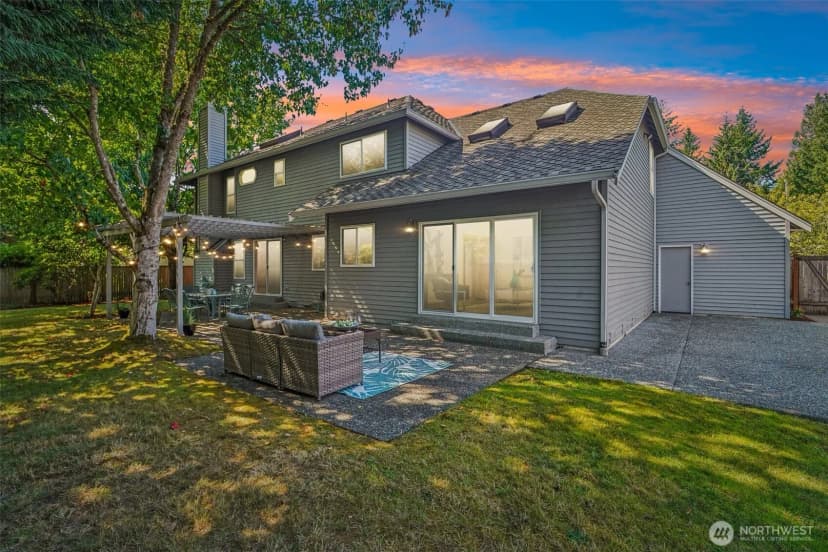 Property photo for 2122 221st Place Ne, Sammamish photo 32