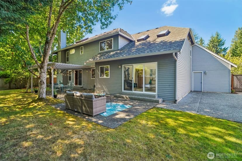 Property photo for 2122 221st Place Ne, Sammamish photo 26