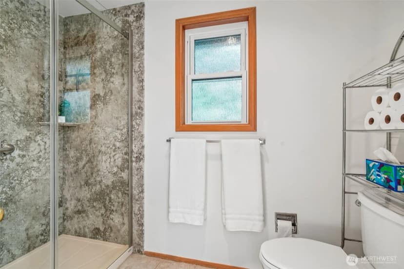 Property photo for 2122 221st Place Ne, Sammamish photo 23