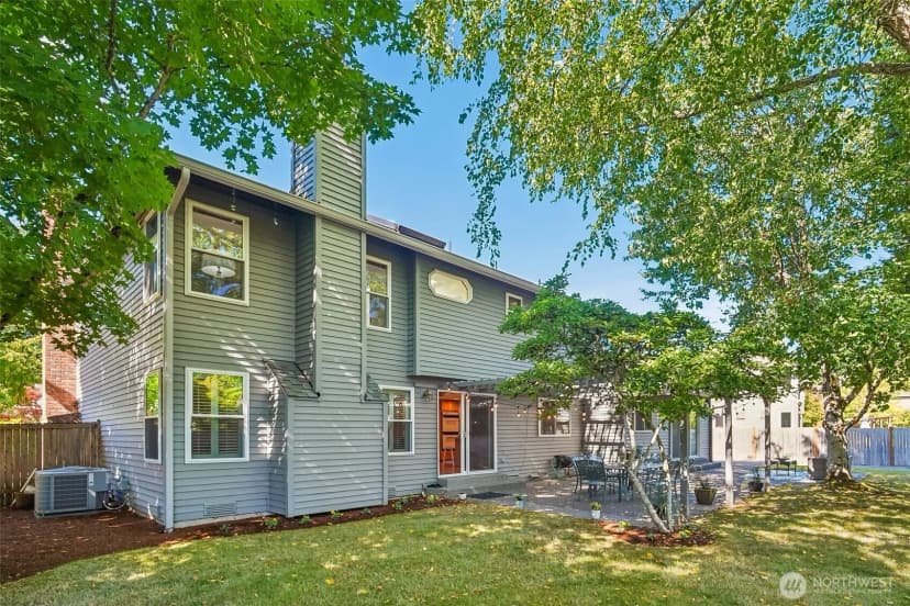 Property photo for 2122 221st Place Ne, Sammamish photo 25