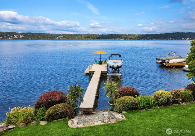 Property photo for 456 W Lake Sammamish Parkway Se, Bellevue photo 35