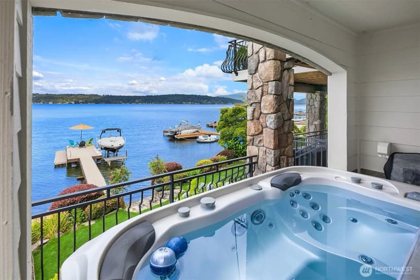 Property photo for 456 W Lake Sammamish Parkway Se, Bellevue photo 34