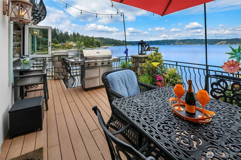 Property photo for 456 W Lake Sammamish Parkway Se, Bellevue photo 16