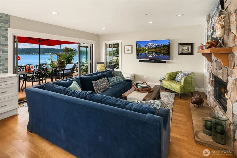 Property photo for 456 W Lake Sammamish Parkway Se, Bellevue photo 15