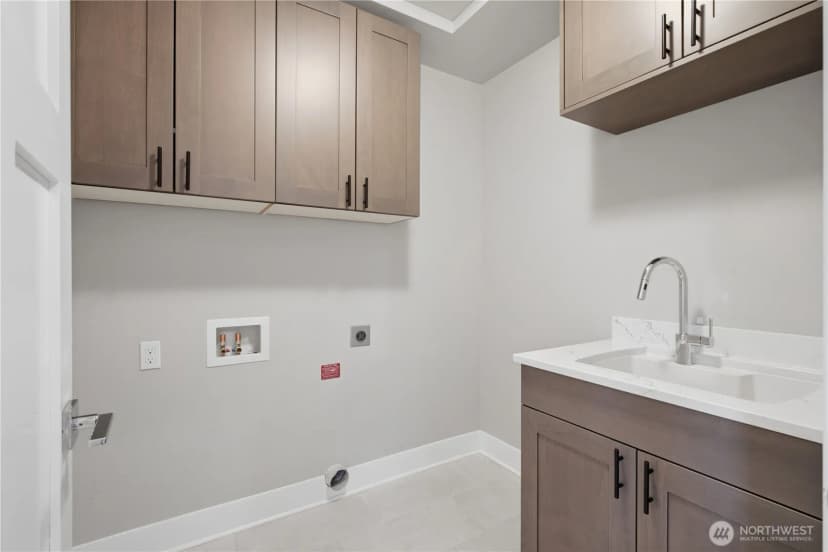 Property photo for 12229 Ne 100th Street, Kirkland photo 28