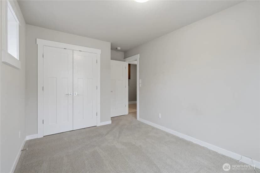 Property photo for 12229 Ne 100th Street, Kirkland photo 30