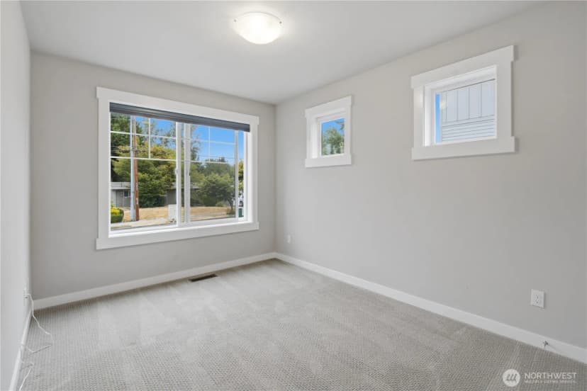 Property photo for 12229 Ne 100th Street, Kirkland photo 29