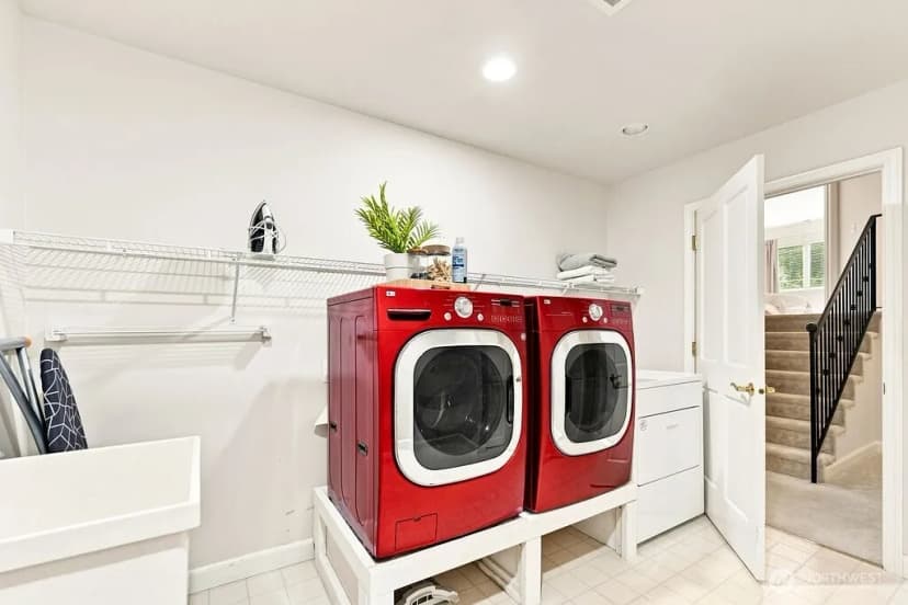 Property photo for 26020 Se Old Black Nugget Road, Issaquah photo 32