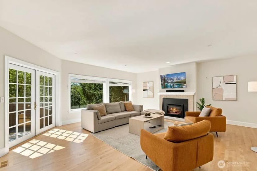 Property photo for 26020 Se Old Black Nugget Road, Issaquah photo 8