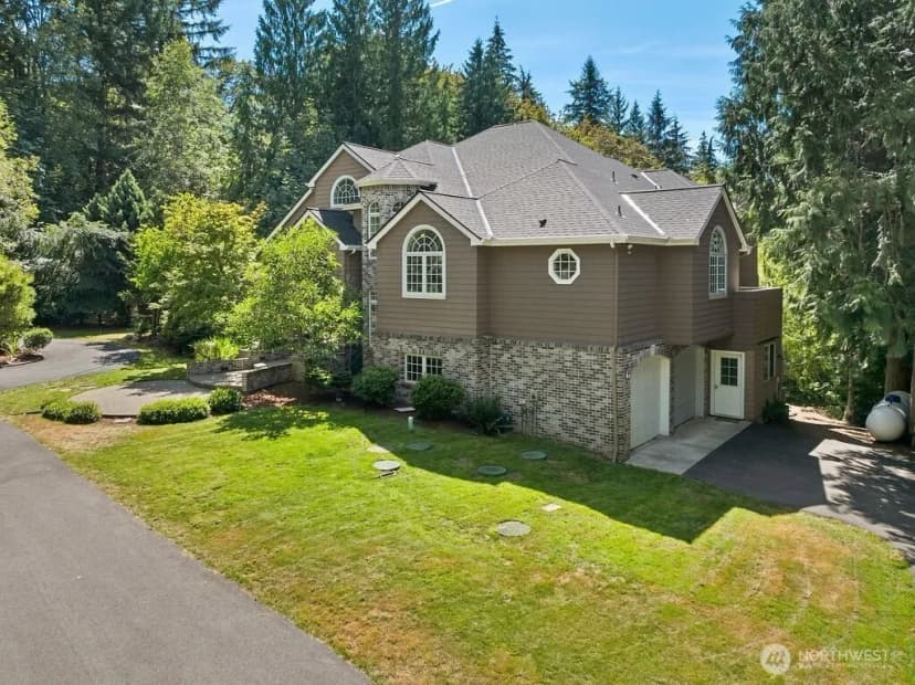 Property photo for 26020 Se Old Black Nugget Road, Issaquah photo 3