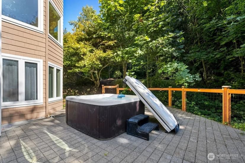 Property photo for 26020 Se Old Black Nugget Road, Issaquah photo 37