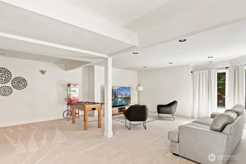 Property photo for 26020 Se Old Black Nugget Road, Issaquah photo 28