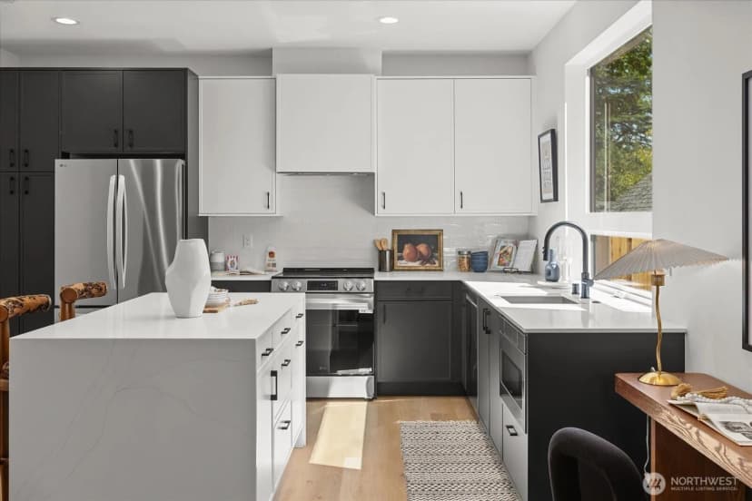 Property photo for 11349 23rd Avenue Ne, Seattle photo 17