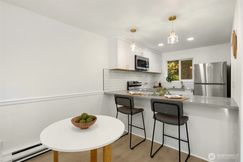Property photo for 14527 Ne 40th Street #g104, Bellevue photo 17