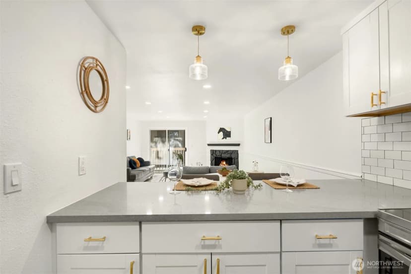 Property photo for 14527 Ne 40th Street #g104, Bellevue photo 24