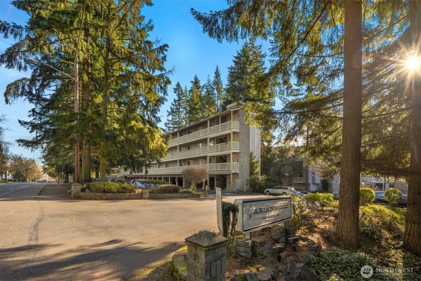 Property photo for 14527 Ne 40th Street #g104, Bellevue photo 28