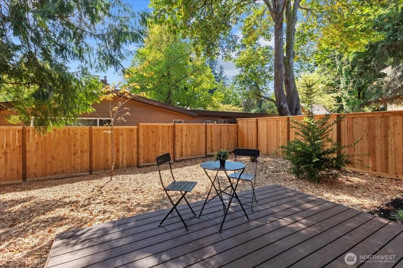 Property photo for 11341 B 23rd Avenue Ne, Seattle photo 9