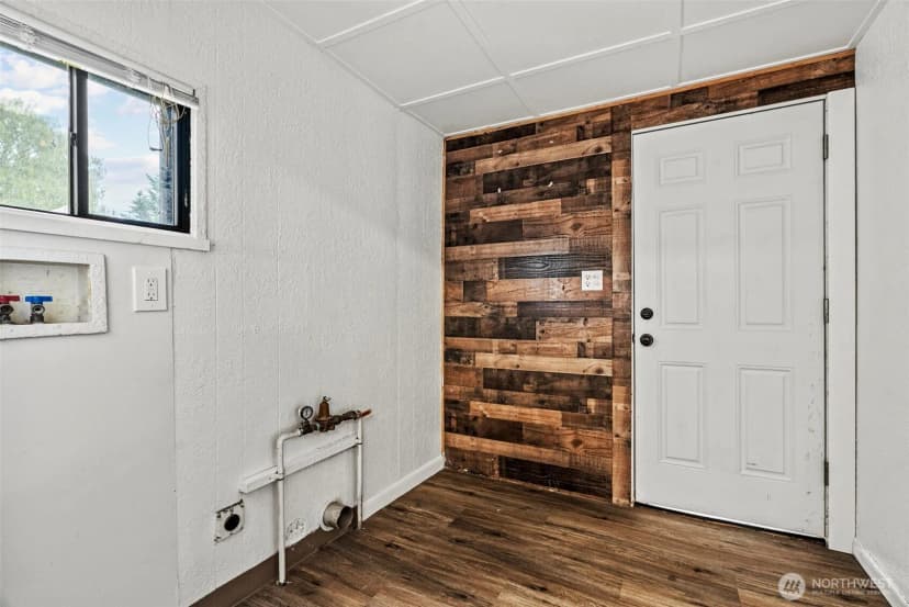 Property photo for 1817 Nichols Boulevard, Longview photo 13