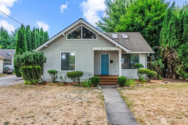 Property photo for 1817 Nichols Boulevard, Longview photo 3