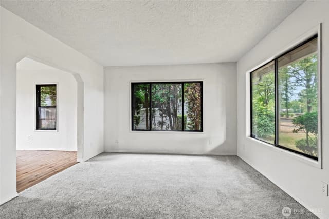 Property photo for 1817 Nichols Boulevard, Longview photo 5