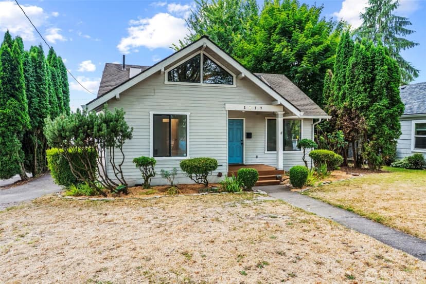 Property photo for 1817 Nichols Boulevard, Longview
