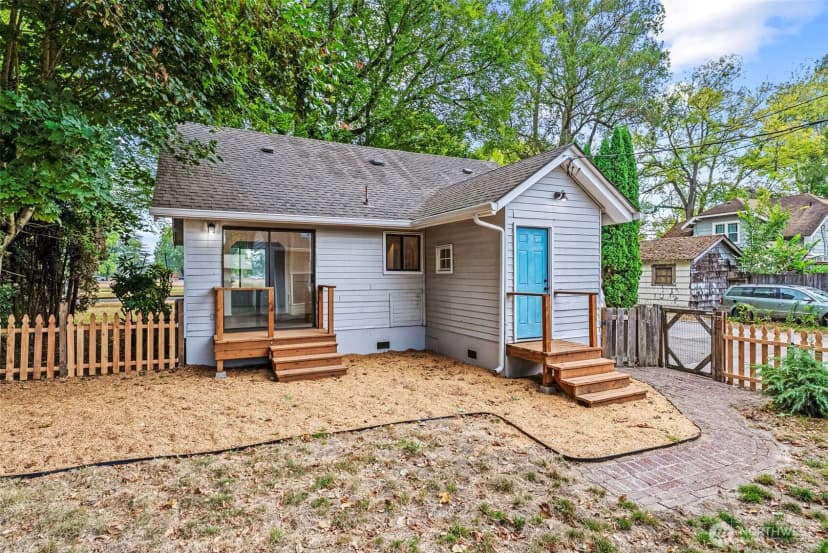 Property photo for 1817 Nichols Boulevard, Longview photo 27